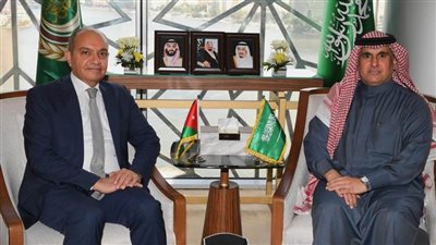 مندوب المملكة لدى الجامعة العربية يستقبل نظيره الأردني