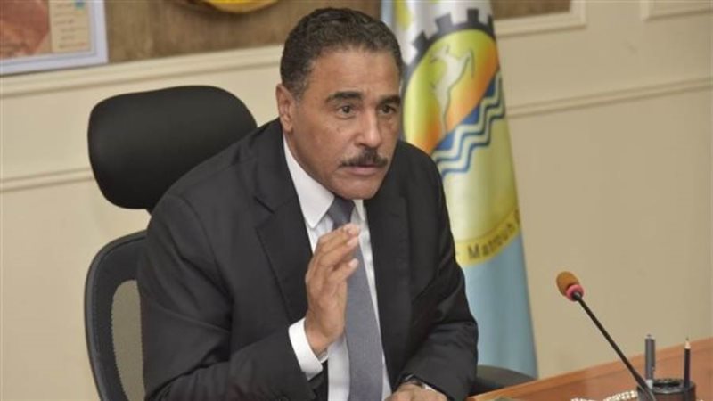 محافظ مطروح خالد