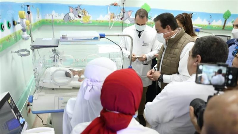 وزير الصحة بمستشفى