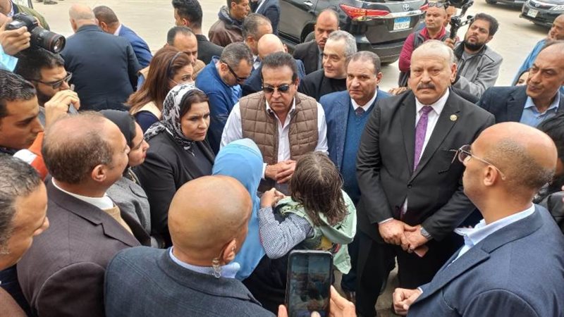 وزير الصحة ونائب