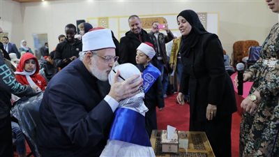 دعما للقضية الفلسطينية.. براعم الأزهر يبهرون رواد معرض الكتاب في أول أيامه