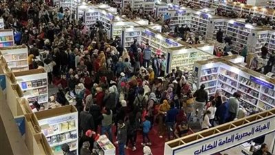 عضو باللجنة العليا لمعرض الكتاب: الإقبال الكبير على المعرض غير مسبوق