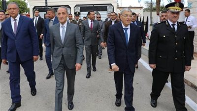 محافظ المنيا يشهد الاحتفال بالذكرى الـ 72 لعيد الشرطة ويضع إكليلا من الزهور على النصب التذكاري 