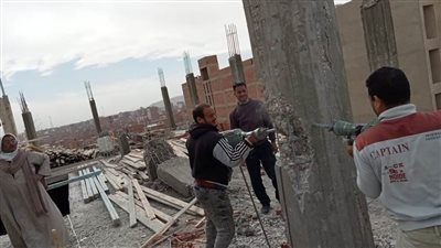 إزالة 7 حالات تعدٍ على أراضٍ زراعية وبناء مخالف بأسيوط