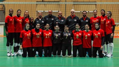 منتخب سيدات الطائرة يحصد ذهبية المنطقة الخامسة بعد الفوز على كينيا  