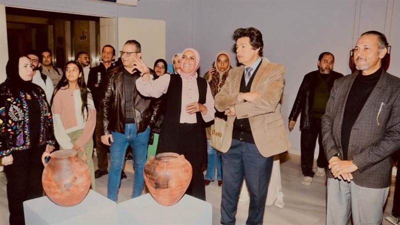 من معرض كيراموس لصالحة