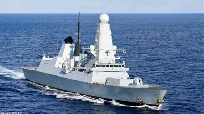 تلجراف: السفن الحربية البريطانية لا تستطيع مهاجمة أهداف الحوثيين لافتقارها القوة الهجومية