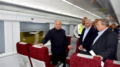 وزير النقل: ورش كوم أبو راضي عصب التأمين الفني لعربات السكة الحديد