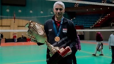 سمير: لدينا خطة للنزول بالأعمار السنية لمنتخب الطائرة.. والتصفيات كانت فرصة الشباب