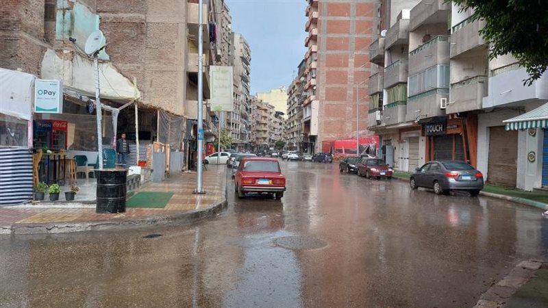 سقوط أمطار غزيرة