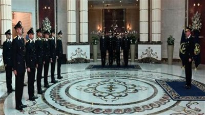 وزير الداخلية يصدق على تخريج طلبة الدور الثاني من كلية الشرطة