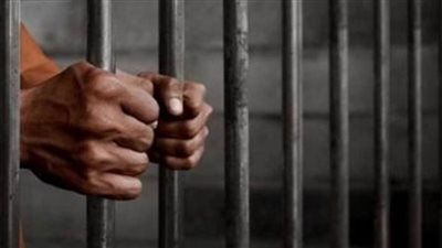 معاقبة متهم بالاتجار في المواد المخدرة بالسجن لمدة 6 سنوات