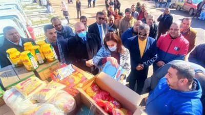 البحيرة تطلق قافلة تضم ١٣ سيارة محملة بالمواد الغذائية المدعمة