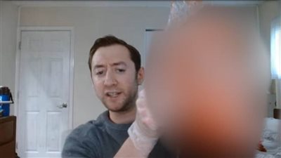 عاجل| شاب أمريكي يقطع رأس والده انتقامًا من 