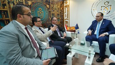 رئيس الرعاية الصحية يلتقي نائب اللجنة الدولية لاعتماد جودة الرعاية الصحية JCI