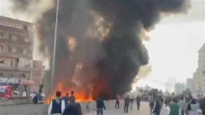 اشتعال النيران بسيارة نقل مواد بترولية بالطريق الزراعي بالبحيرة 