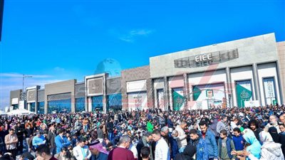 معرض الكتاب يحقق رقمين قياسيين بأكثر من 3.5 مليون زائر خلال 9 أيام