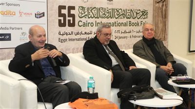 مناقشة رواية «صاحب العالم» للكاتب أحمد صبري أبو الفتوح بمعرض الكتاب