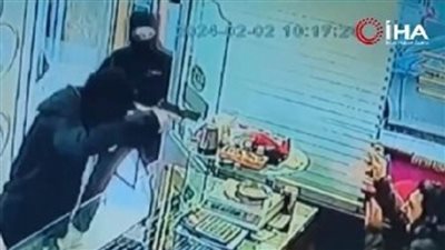 شاب تركي وصديقته يحاولان سرقة متجر مجوهرات بهدف الزواج