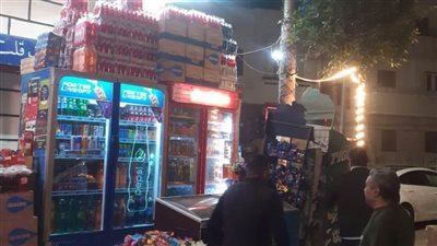 رفع اشغالات الباعة الجائلين بشارع رياض ومنطقة الحمراء بحي شرق أسيوط