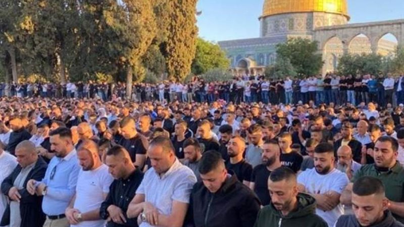 الصلاة في الأقصى