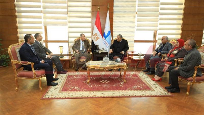 خلال اللقاء