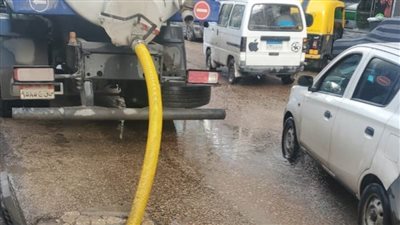 الشريف: يشدد على رؤساء الأحياء وجميع الأجهزة التنفيذية بمتابعة تصريف مياه الأمطار بجميع المناطق الساخنة