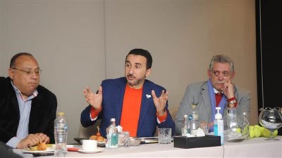 10 أندية تنافس على اللقب الأول للدوري المصري للبادل