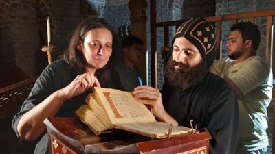 مدرسة الذاكرة.. وثائقي يروي حكاية التلمذة القبطية في استلام الألحان الكنسية عبر 2000 عام