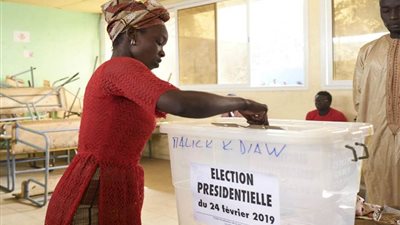 فرنسا تدعو السنغال لتحديد جدول زمني للانتخابات في أقرب وقت ممكن