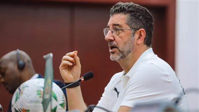 رسميًا.. إقالة فيتوريا من تدريب منتخب مصر 
