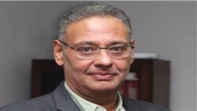 وزيرة الثقافة ناعية د.علاء عبدالعزيز: فقدنا مبدعًا صاحب إرثٍ متميز