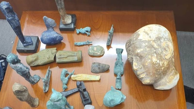 الأثار المصرية التي