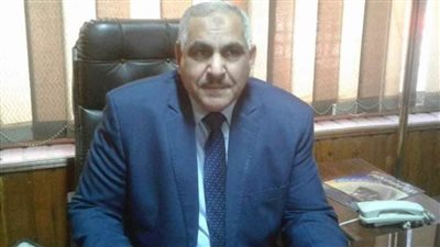 نقيب معلمي بني سويف يثمن قرارات الرئيس تجاه المعلمين 