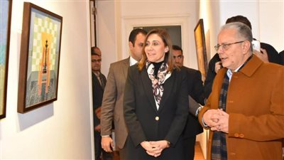 وزيرة الثقافة تفتتح معرض 