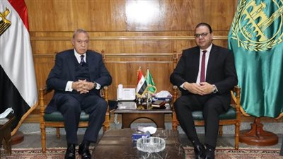 محافظ القليوبية يبحث استغلال قطعة أرض لإقامة مشروعات للشباب ببنها