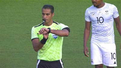 التحكيم المصري يفرض نفسه على الجميع في كأس الأمم الإفريقية
