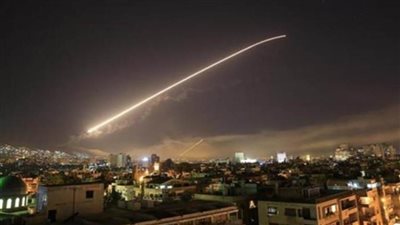 غارة إسرائيلية عنيفة بالنبطية جنوب لبنان وحزب الله يستهدف 