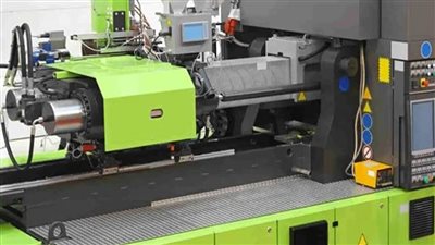 عاجل| بتكنولوجيا مصرية 100%.. طرح أول ماكينة حقن بلاستيك في الأسواق