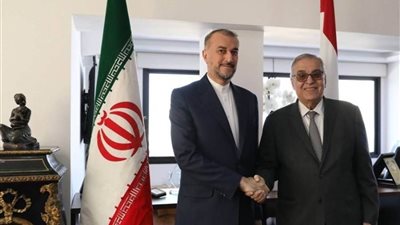 رئيس مجلس النواب اللبناني يبحث مع وزير خارجية إيران الوضع في لبنان والمنطقة