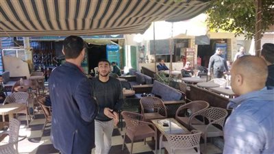 حملات مكثفة لرفع الإشغالات والإعلانات غير المرخصة بمراكز المنيا