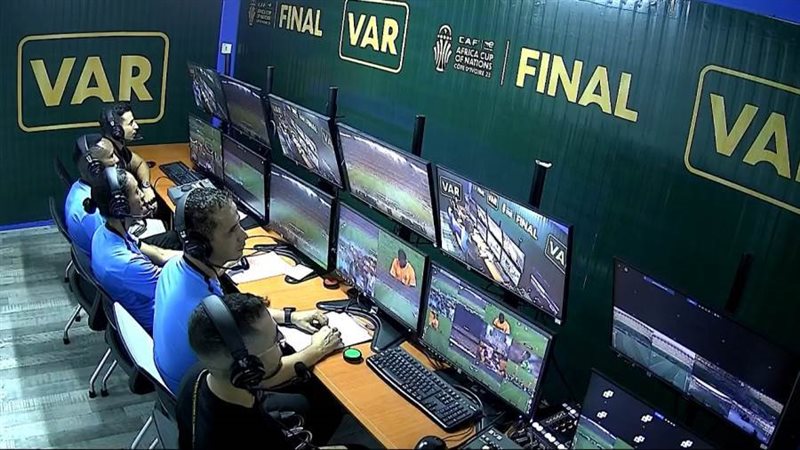 محمود عاشور فى النهائي