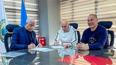 اتحاد الكرة يوقع مع حسام وإبراهيم حسن عقود تدريب منتخب مصر