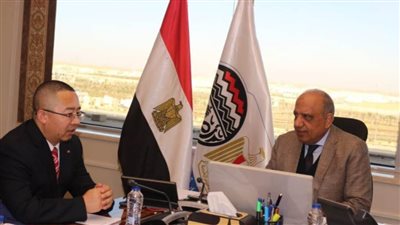 وزير قطاع الأعمال يبحث مع 