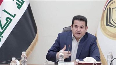 الأعرجي: العراق لا يشكل خطراً ويريد أن ينأى بنفسه عن أي صراع