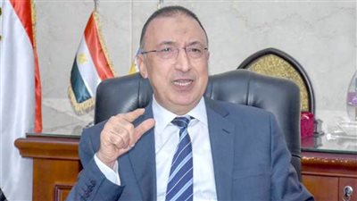 محافظ الإسكندرية يشدد على ردع كافة الممارسات الاحتكارية داخل الأسواق