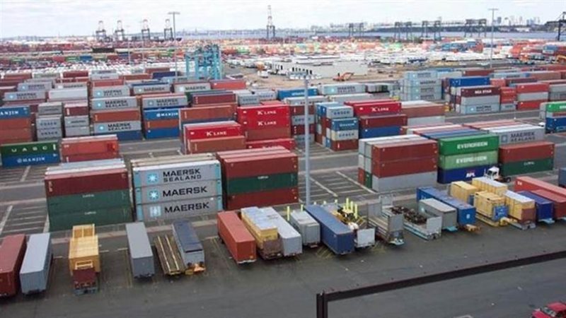 ميناء أكتوبر الجاف