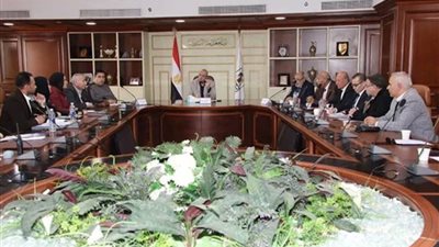 محافظ بني سويف: ملف الاستثمار في مقدمة أجندة عمل المحافظة لتحقيق التنمية