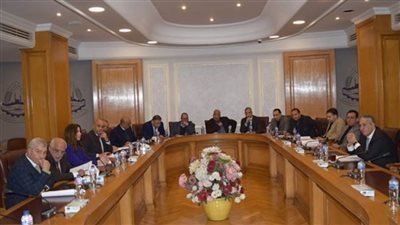 مجلس إدارة غرفة القاهرة يوافق على إقامة عدد من معارض 