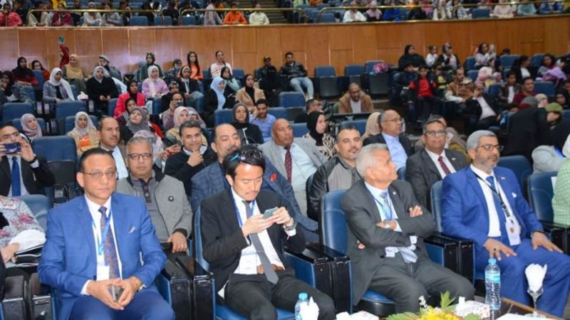 جانب من المحاضرات